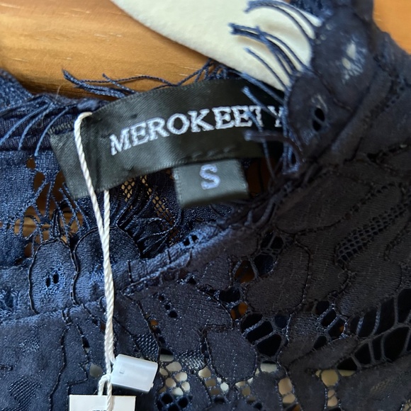 NWT Marokeety Dress Sleeveless Lace Lined Elegant Cocktail Midi Womens Small - Picture 8 of 8